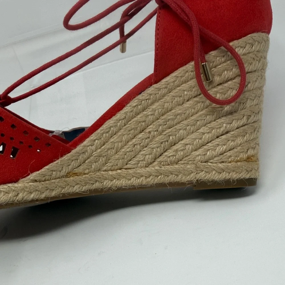 Unisa Faux Suede Orange/Red Wedge laser cut espadrille Sandals Size 9.5